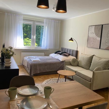Przytulny Apartament Blisko Lasu Z Szybkim Wi-Fi โซพอต ภายนอก รูปภาพ